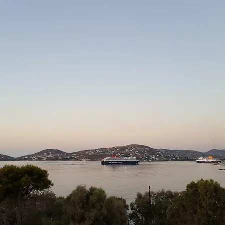 Port View House Parasporos